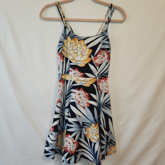 F21 Tropical Floral Aline Mini Dress - Picture 1 of 14